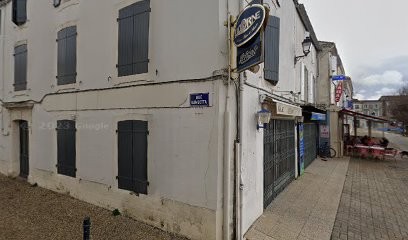 Au Grenier d'Antan, Magasin de Meubles et Décoration à Surgères