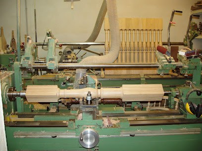 Denis Ferrand Ebéniste Tourneur Sur Bois, Fabricant de Meubles à Corgoloin