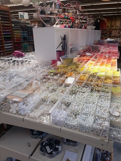 Crea'laure, Magasin de Meubles et Décoration à Loudéac