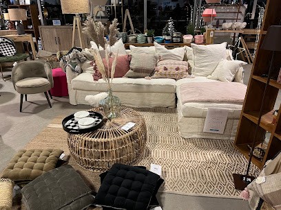 Le Grand Comptoir Mouans-Sartoux, Magasin de Meubles et Décoration à Mouans-Sartoux