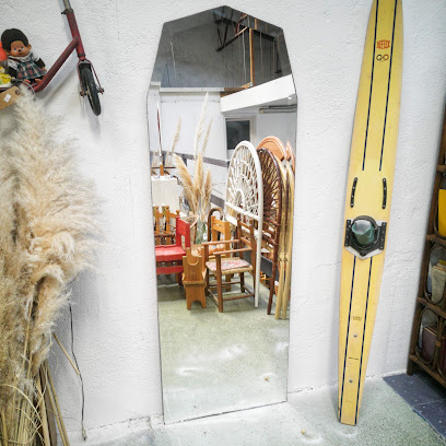 L'atelier Imparfait | Brocante Vintage À Perpignan | Meubles & Objets Chinés Avec Soin Magasin De Meubles à Perpignan