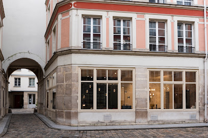 Agence Pcm - Show-Room Fabricant De Meubles à Paris 11