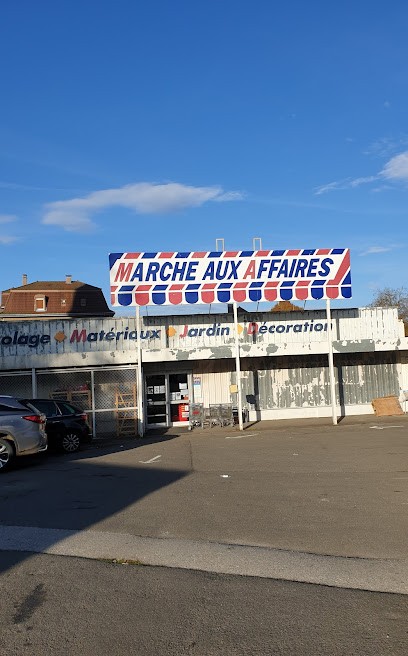 Le Marché Aux Affaires, Magasin de Meubles et Décoration à Maîche