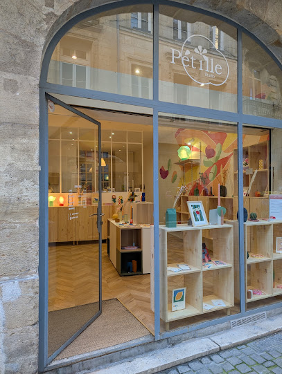 Petille Studio Magasin De Meubles à Bordeaux