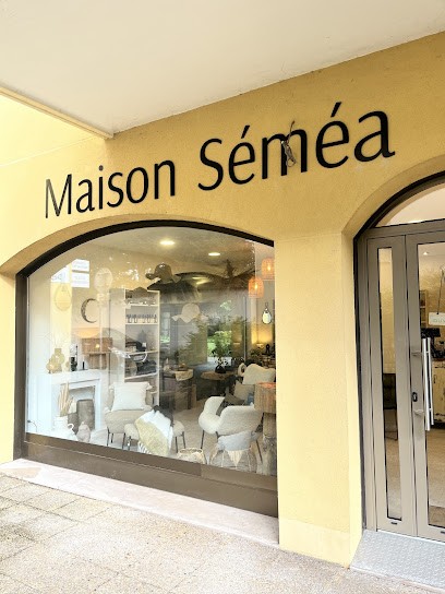 Maison Séméa, Magasin de Meubles et Décoration à Écully
