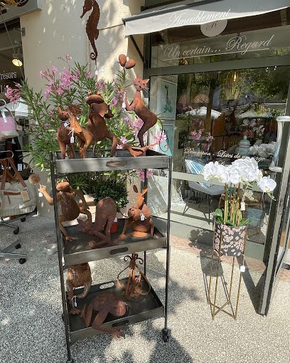 Un Certain Regard, Magasin de Meubles et Décoration à Gourdon