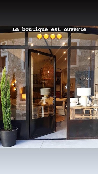 Le passage, Magasin de Meubles et Décoration à Mirmande