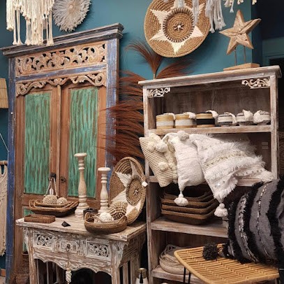 N & V décoration, Magasin de Meubles et Décoration à Sète