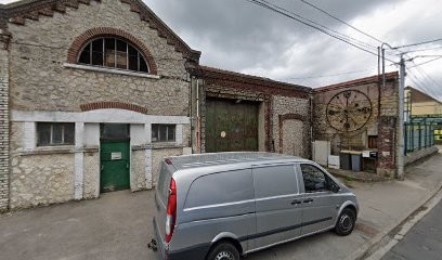 Bernard Gilles Paul Marcel, Magasin de Meubles et Décoration à Saint-Étienne-au-Mont