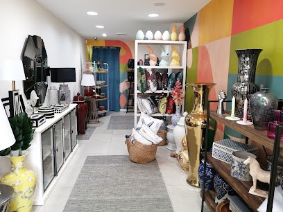 Casa Sacha, Magasin de Meubles et Décoration à Grosseto-Prugna