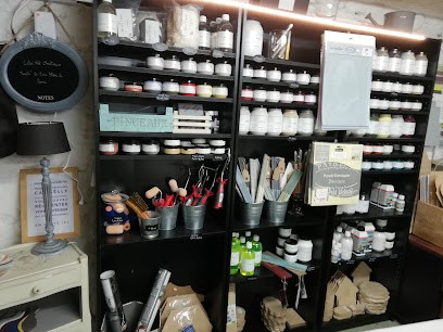 Hélène et ses Cartons -, Magasin de Meubles et Décoration à Triel-sur-Seine