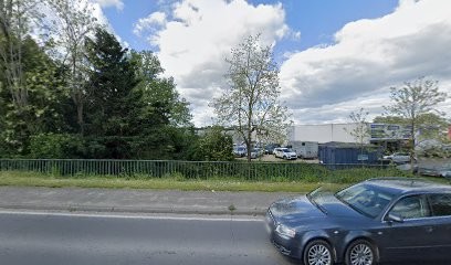 Etienne Frédéric, Magasin de Meubles et Décoration à Saint-Laurent-des-Vignes